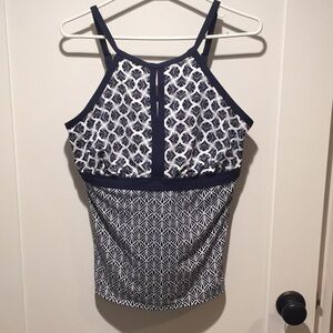 Land’s End Tankini Swim Top, Women’s Size 14, EUC